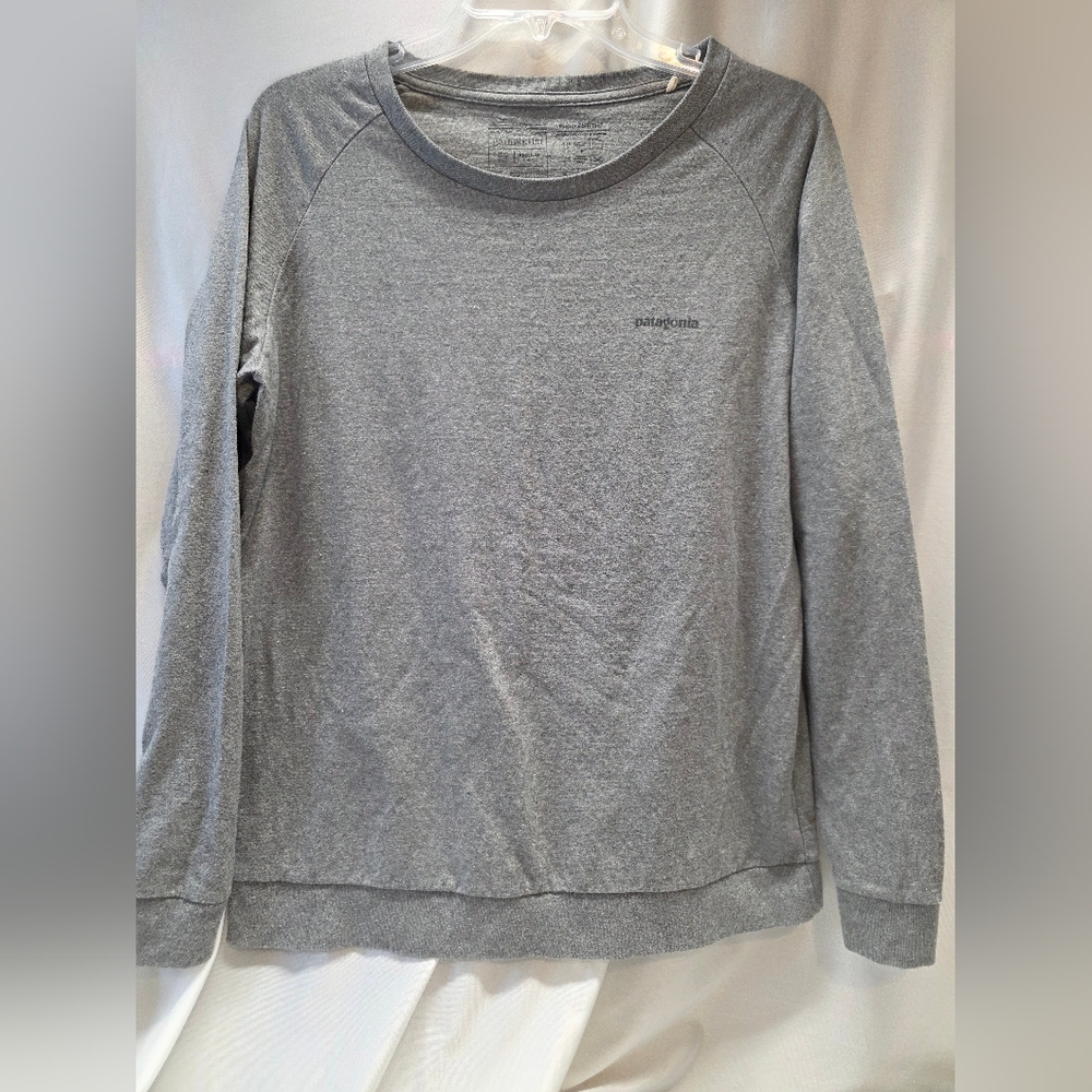 Patagonia Gray Relaxed Long Sleeve Sweatshirt